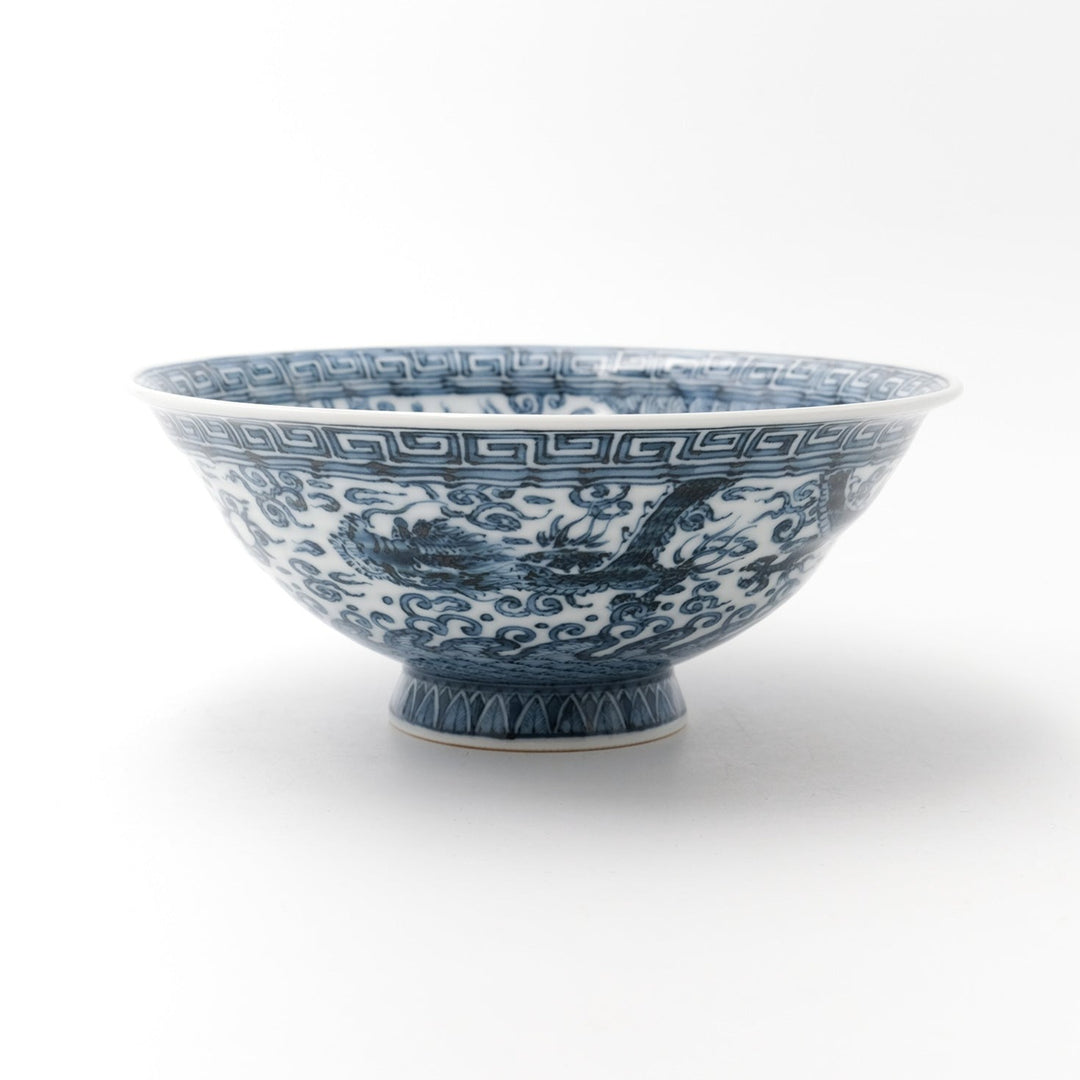 Blue and White Porcelain with Yunting Li