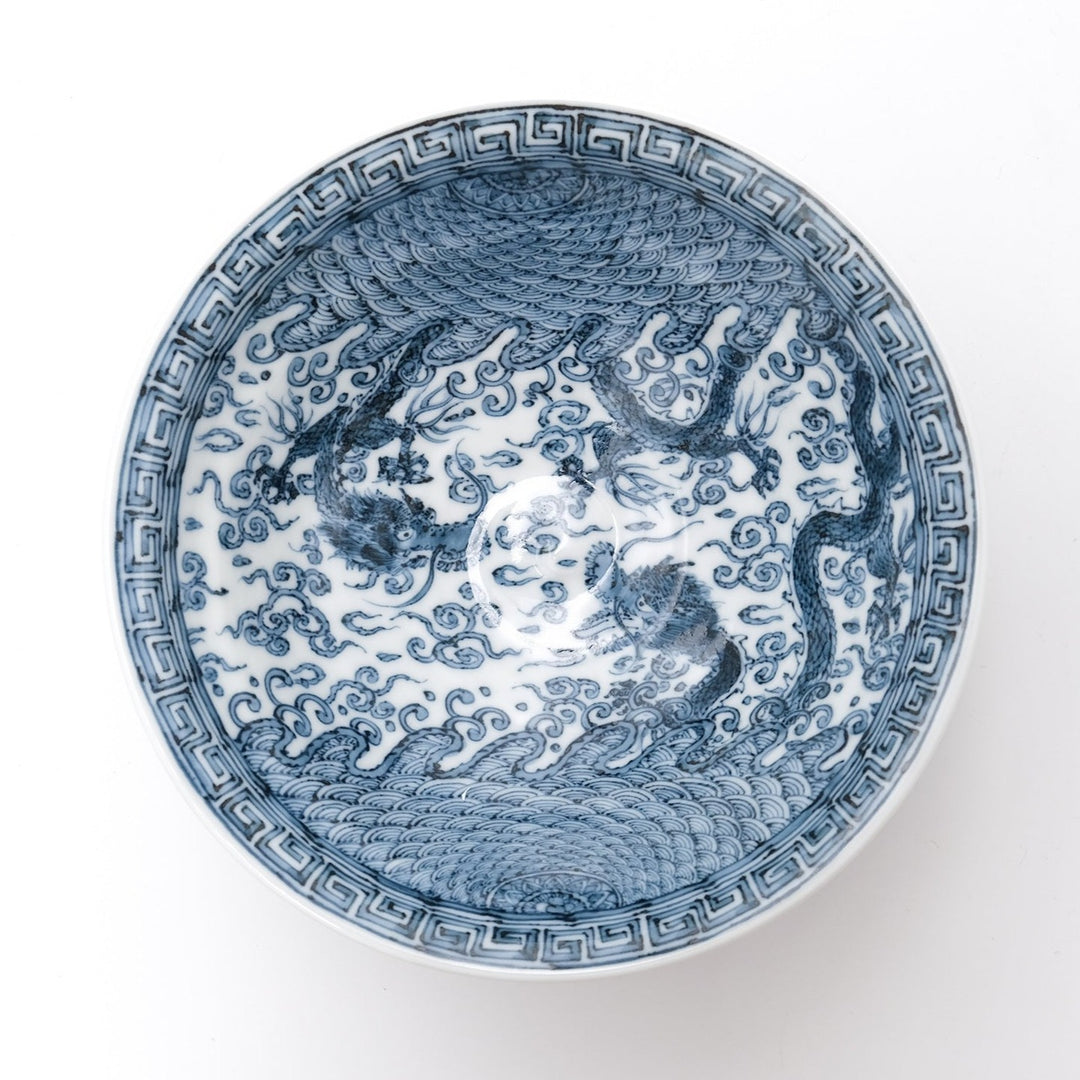 Blue and White Porcelain with Yunting Li