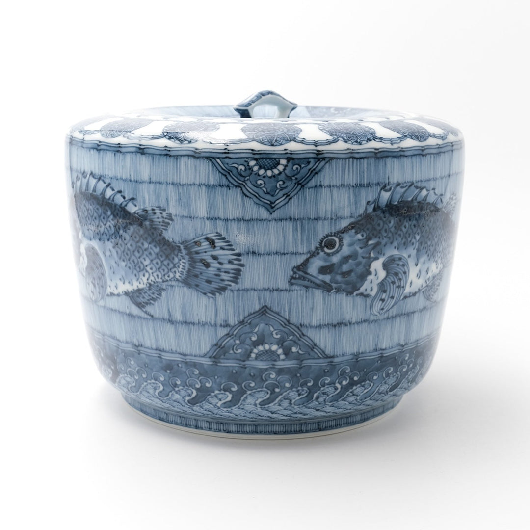 Blue and White Porcelain with Yunting Li