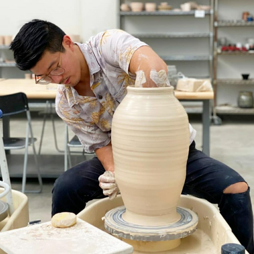 Hands-on Workshop: Throwing Larger Forms with Jotham Hung - Santa Monica